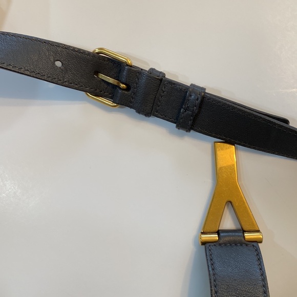 YSL Ligne Gray Yves St Laurent Shoulder Bag Card Compartments Brass-Tone Y Purse - Picture 9 of 11